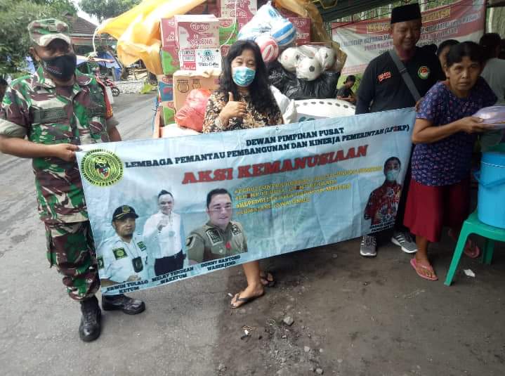 Peduli Korban Erupsi Semeru, LP2KP Salurkan Bantuan