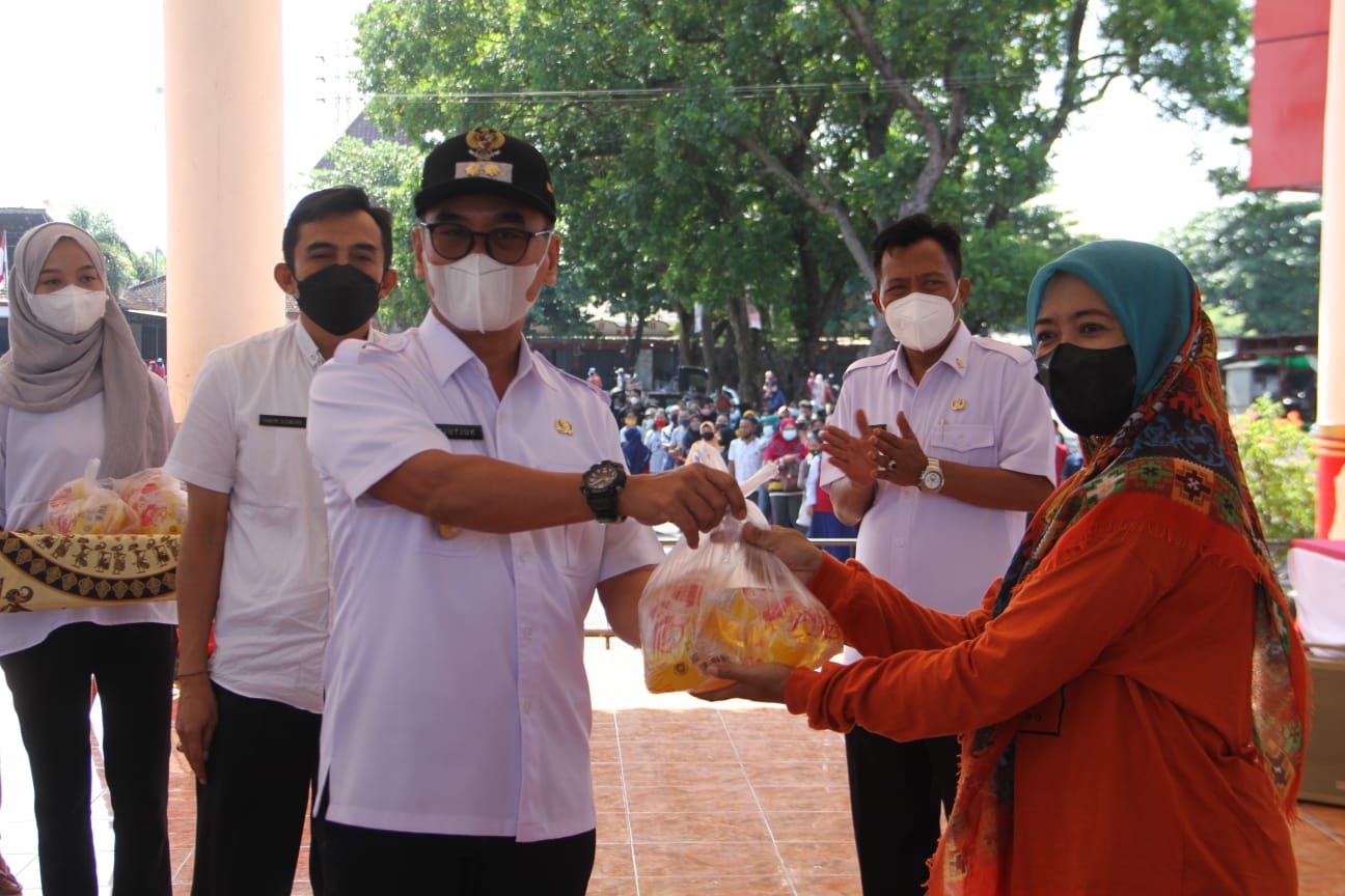 Pemkot Blitar Distribusikan Migor Murah