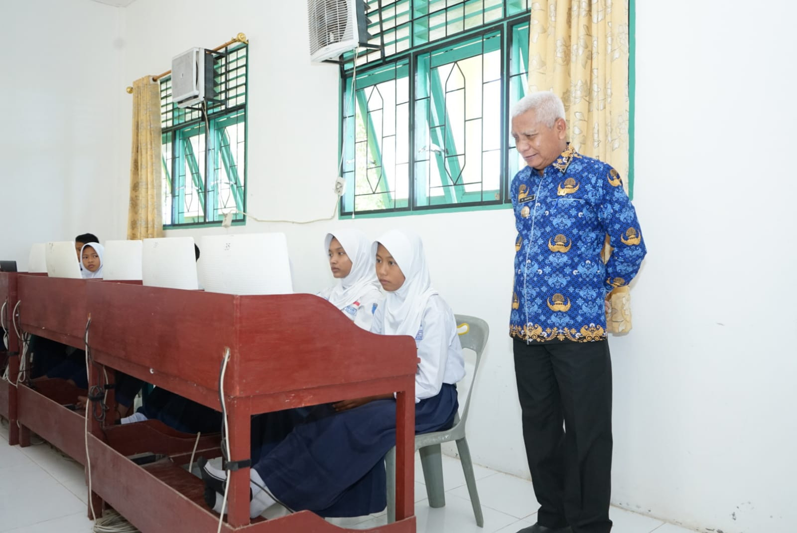 Bupati Asahan Tinjau Pelaksanaan ANBK