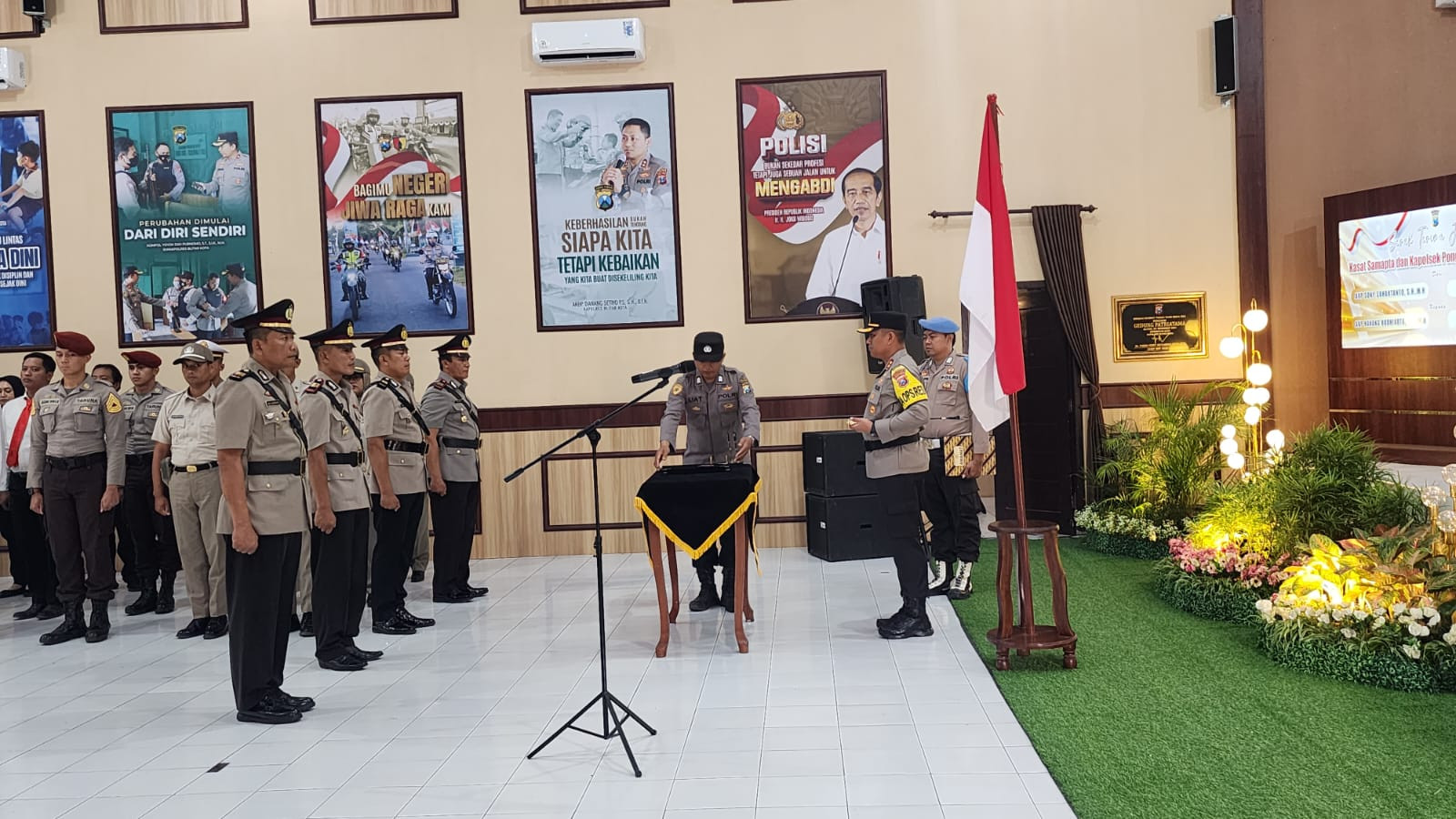 Pimpin Sertijab Kasat Samapta dan Kapolsek Ponggok, Ini Pesan Kapolres Blitar Kota