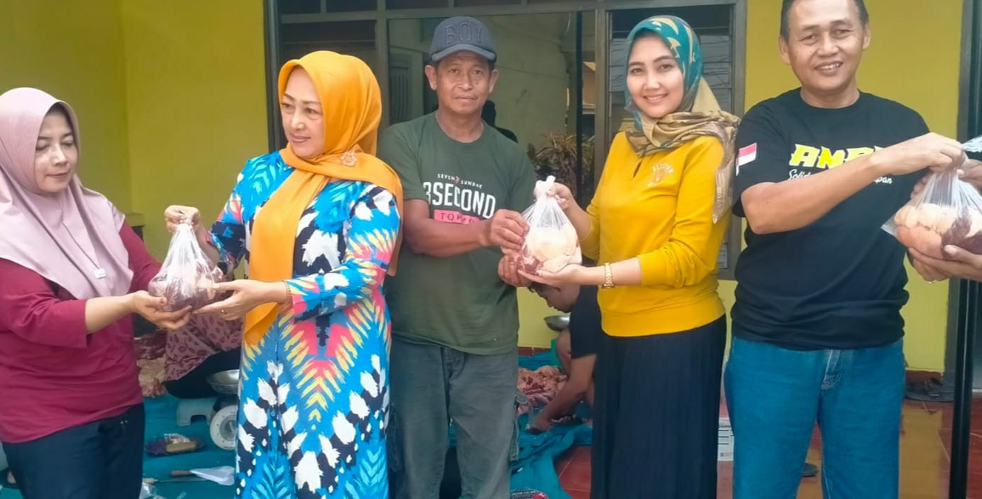 Semangat Idhul Kurban DPD Golkar Kabupaten Blitar Pererat Silaturahmi