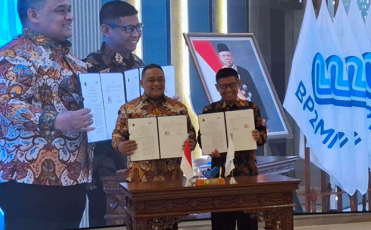 Wartawan PWRI DPC Kota Cirebon Bantu Bebaskan Korban Perdagangan Manusia di Kamboja