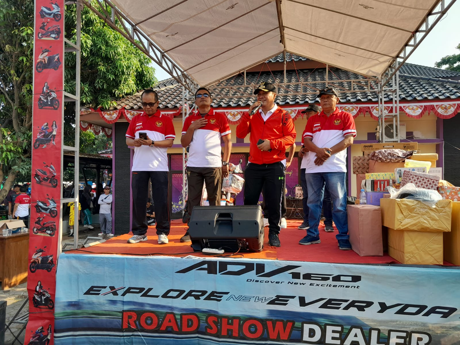 Bersama Muspika, Danramil 13/Csk Meriahkan Gerak Jalan Santai HUT RI ke-79 dan HUT Kec. Cisoka ke-42