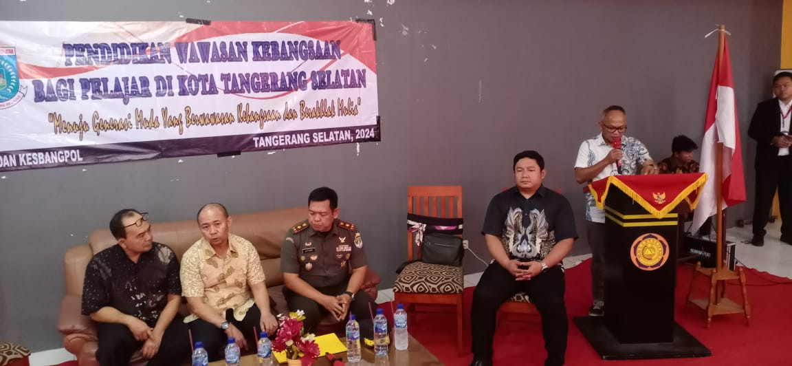 Danramil Pamulang Ajak Pelajar Pahami Wawasan Kebangsaan di SMK Letris Indonesia 2