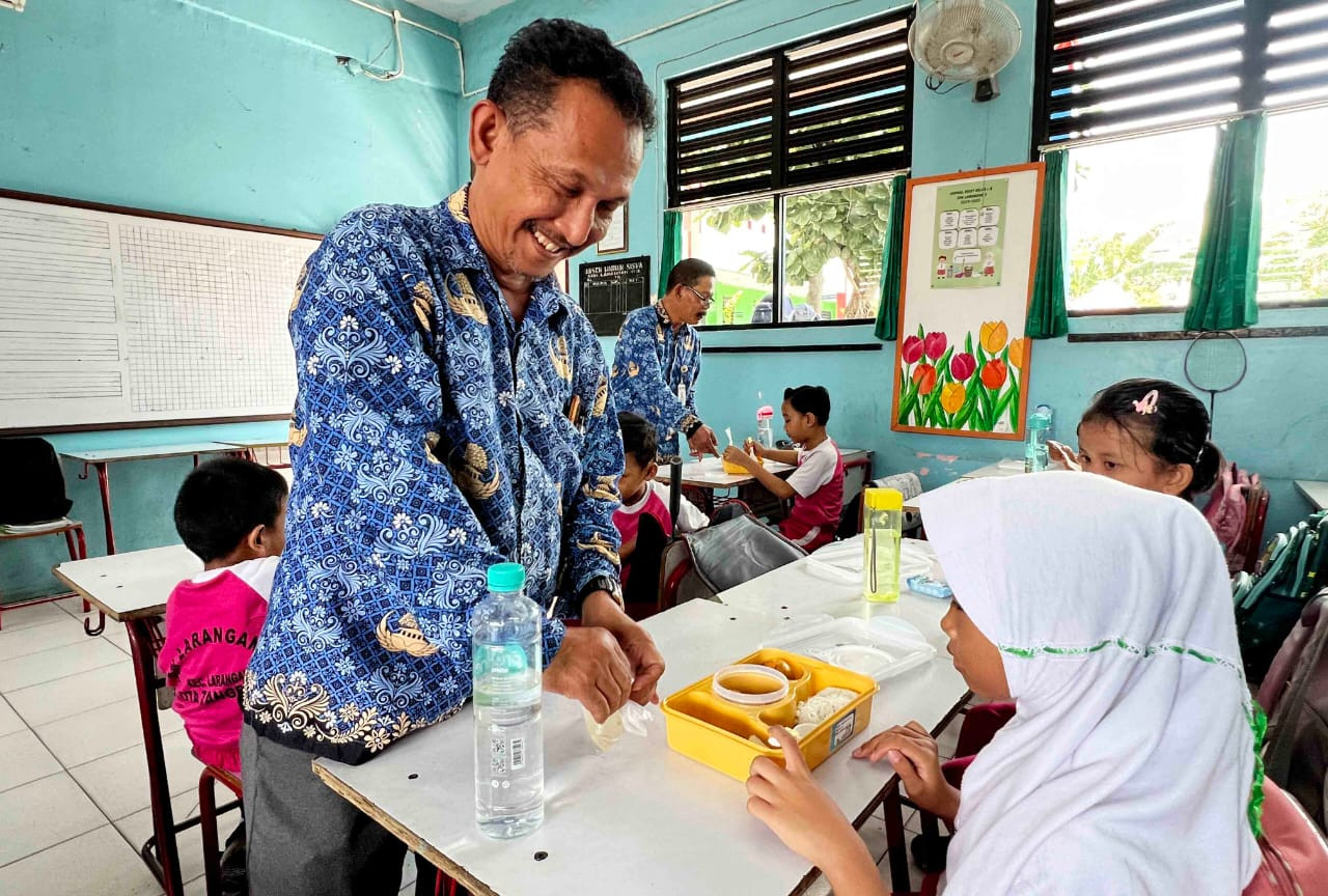 Korwil Larangan Sukses Tuntaskan Uji Coba MBG di Lima Sekolah