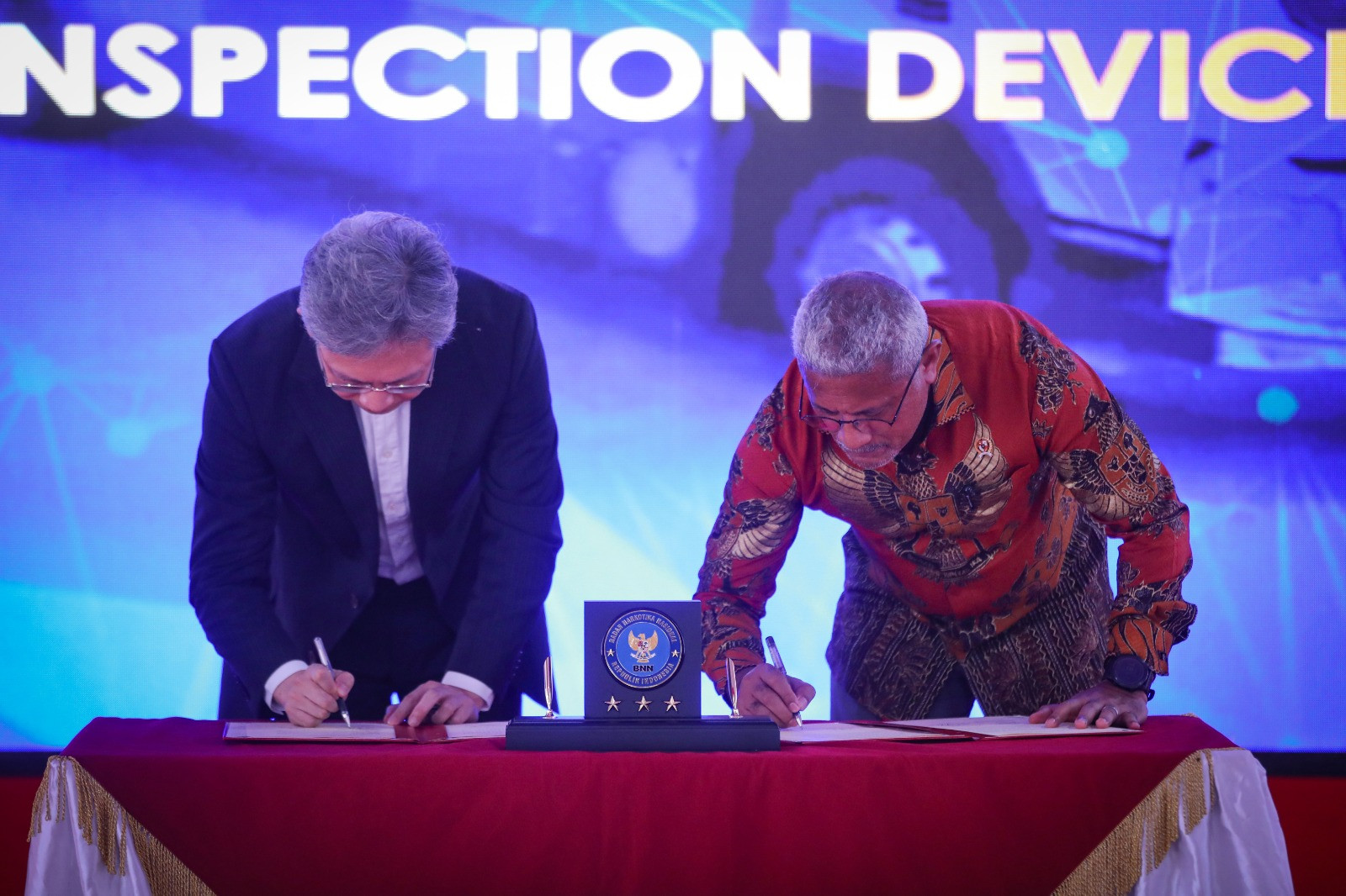 BNN RI Serah Terima Hibah Peralatan Inspeksi Anti Narkoba dari Tiongkok