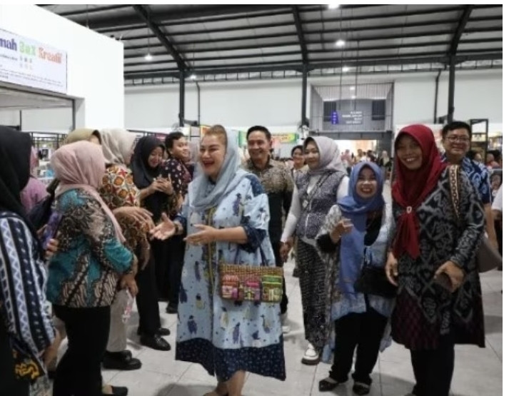 Peringatan Hari Ibu, HUT Korpri dan HUT Dharma Wanita: Pemkot Semarang Hadirkan Lomba Kreatif untuk Pemberdayaan Perempuan dan Anak