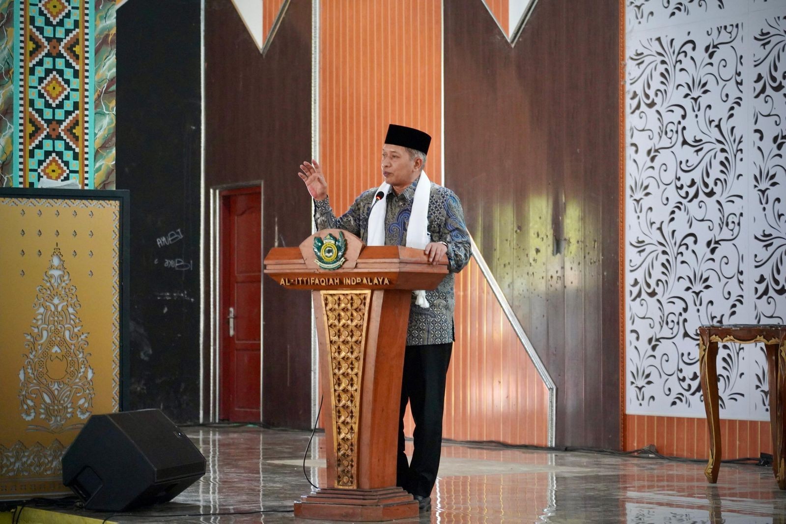 Kemenkop Dukung Pengembangan Ekonomi Umat di Pesantren Melalui Percepatan Pembentukan Kopdeskel Merah Putih