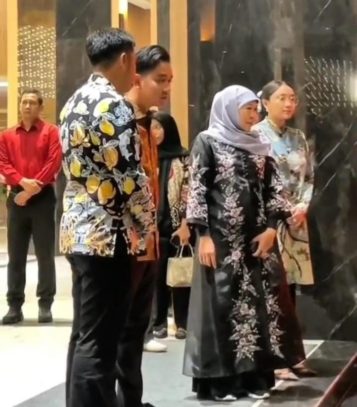 Gubernur Walikota Wakil Walikota Blitar dan Jajaran Forkopimda Sambut Hangat Wapres RI