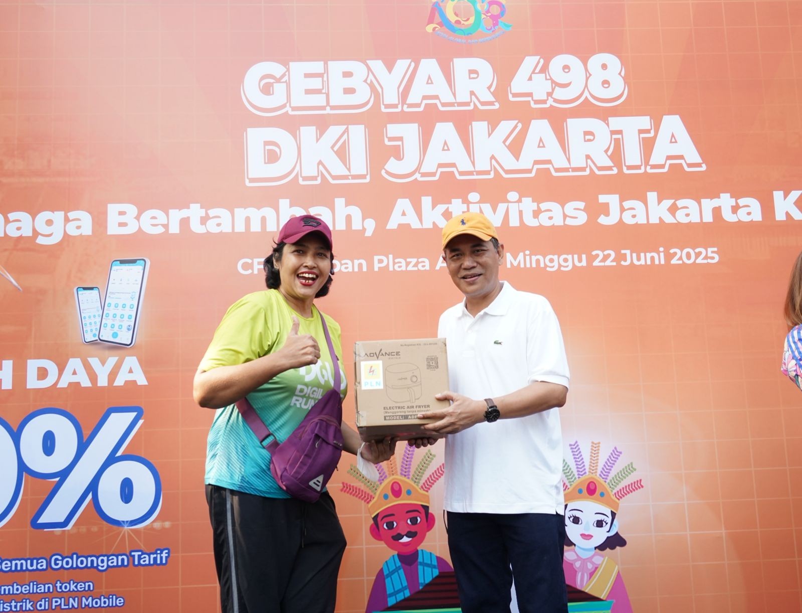 Ribuan Pengunjung CFD Padati PLN Gebyar 498 DKI Jakarta