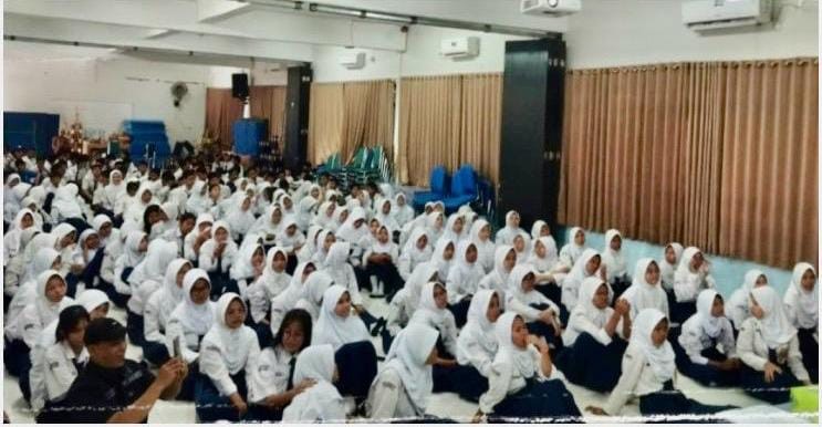 Tegaskan Bahaya Narkoba, PWI Jaksel dan SMPN 267 Jakarta Tanamkan Semangat Kebangsaan Sejak Dini