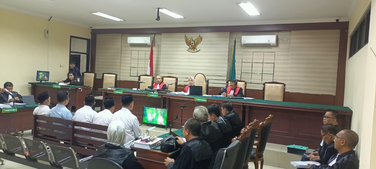 Terjerat Kasus Korupsi, Kakak Mantan Bupati Blitar Divonis 4,8 Tahun