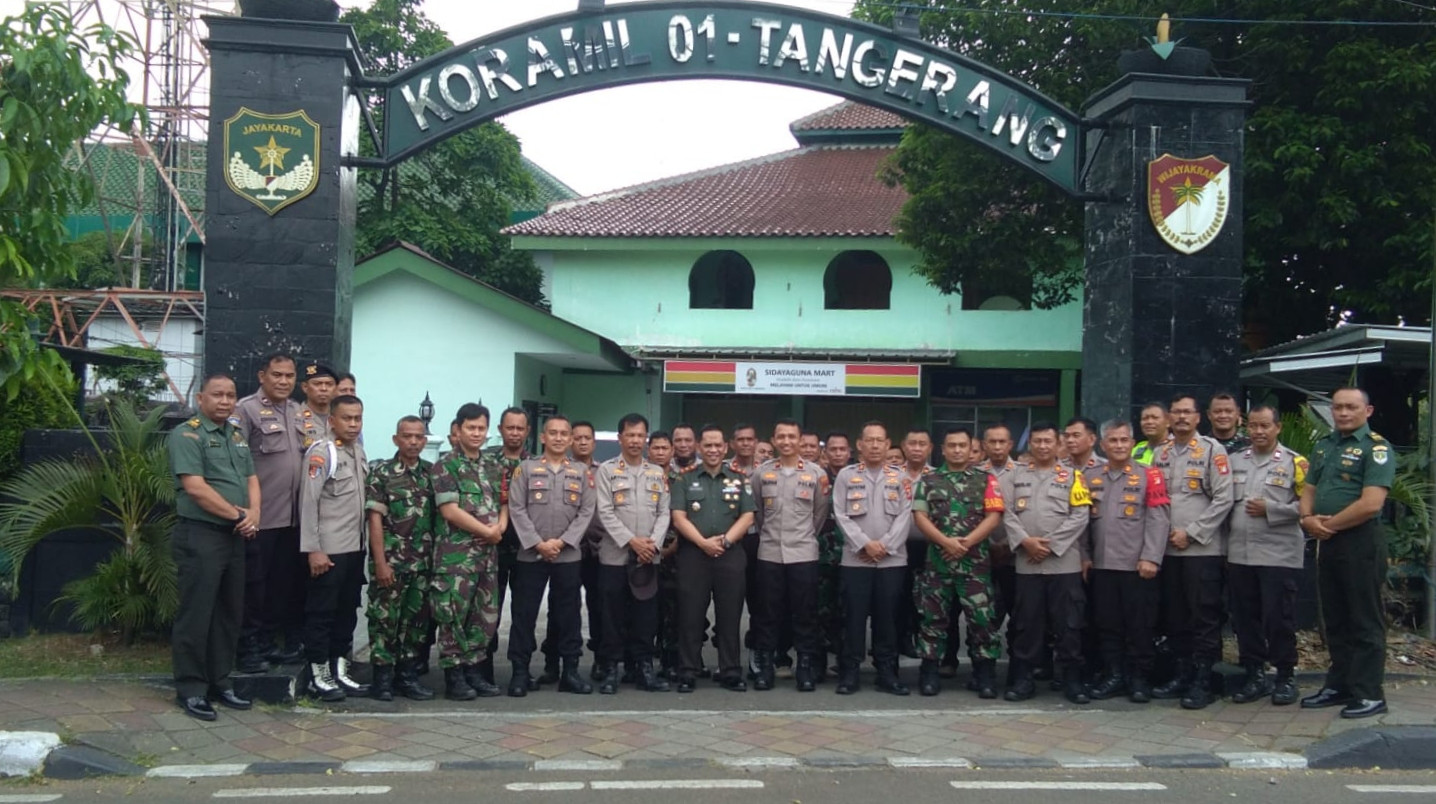 Pererat Silaturahmi, Danramil 01/Tgr Terima Kunjungan 4 Kapolsek Polrestro Tangerang