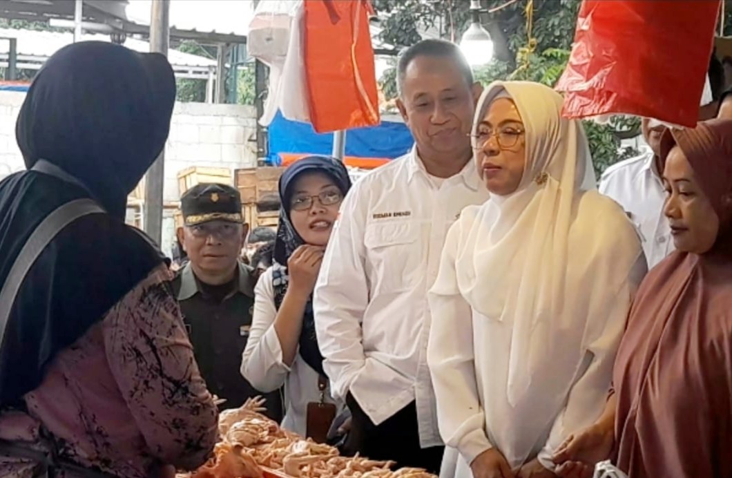 Dandim Diwakili Danramil 05/Cpt Dampingi Ketua TP PKK Banten Kunker Pelayanan KB Serentak