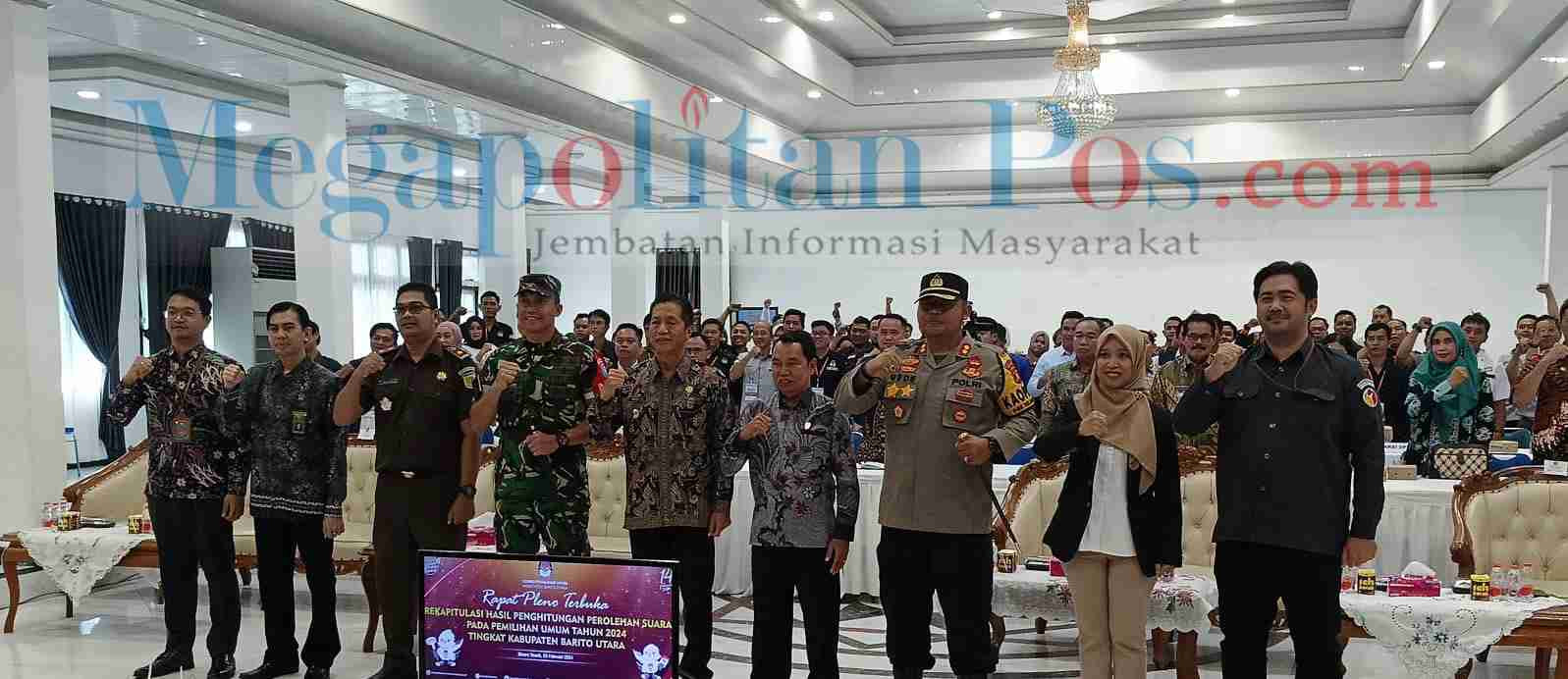 Rapat Pleno Terbuka Proses Rekapitulasi Perolehan Suara Pemilihan Umum 2024 Tingkat Kabupaten Barito Utara