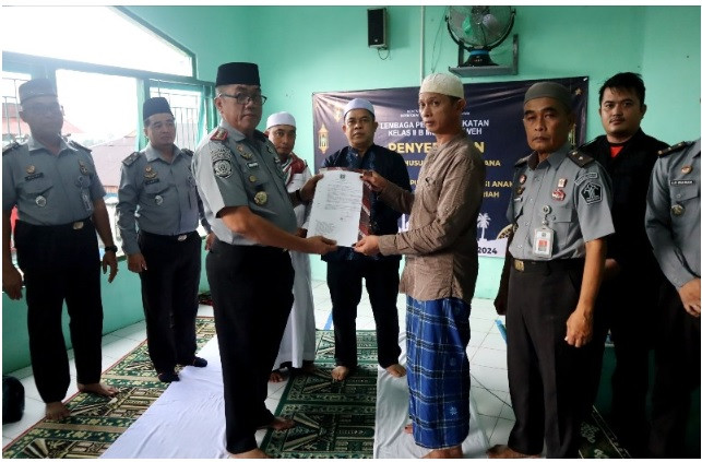 Sambut Suka Cita Lebaran 1445 H, Sejumlah Warga Binaan Lapas Klas IIB Muara Teweh Menerima Remisi