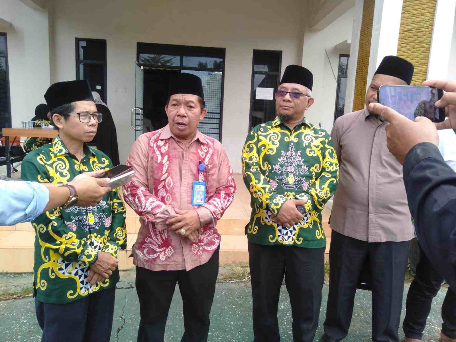 Sebanyak 143 Calon Jamaah Haji Kabupaten Barito Utara Ikuti Bimbingan Manasik Haji Reguler 1445 H