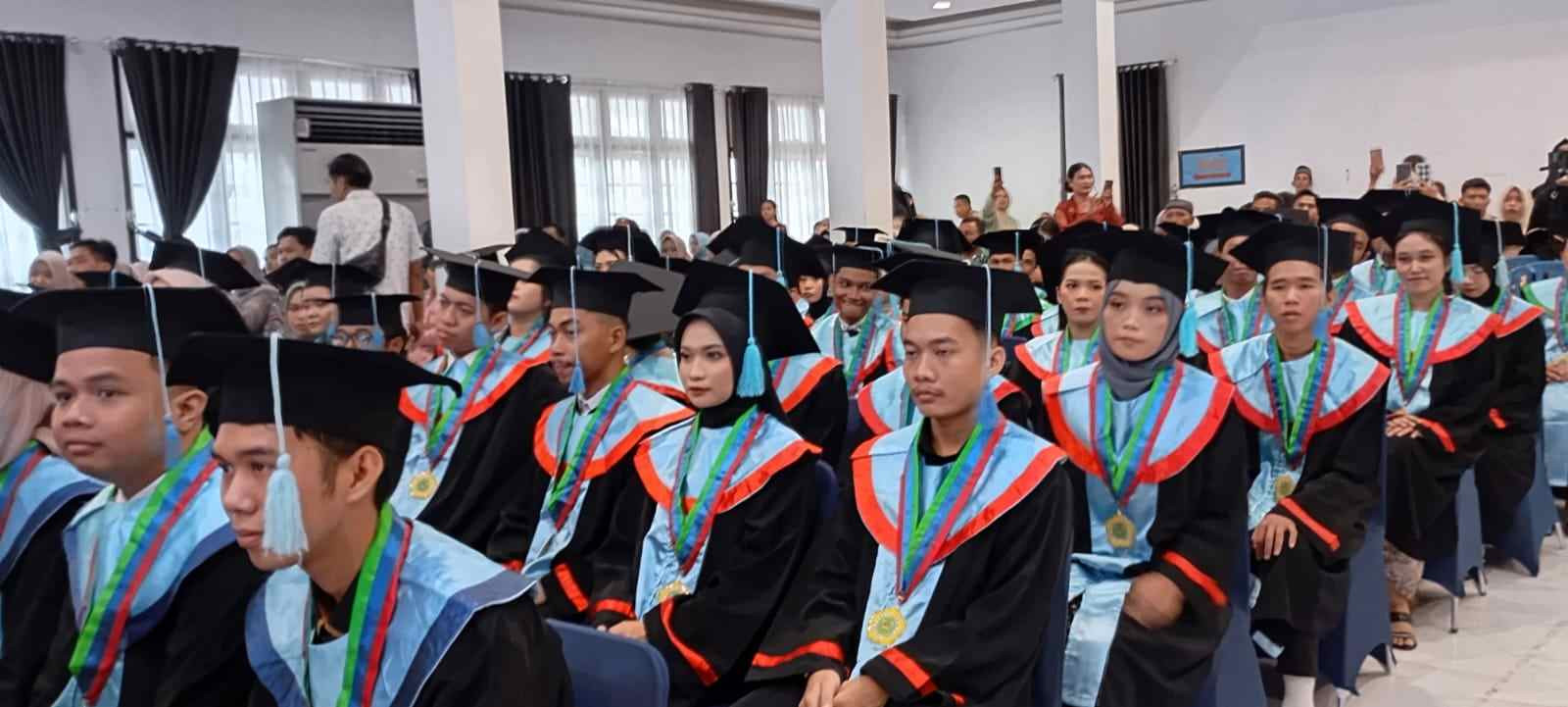 WISUDA_RSZ.jpg