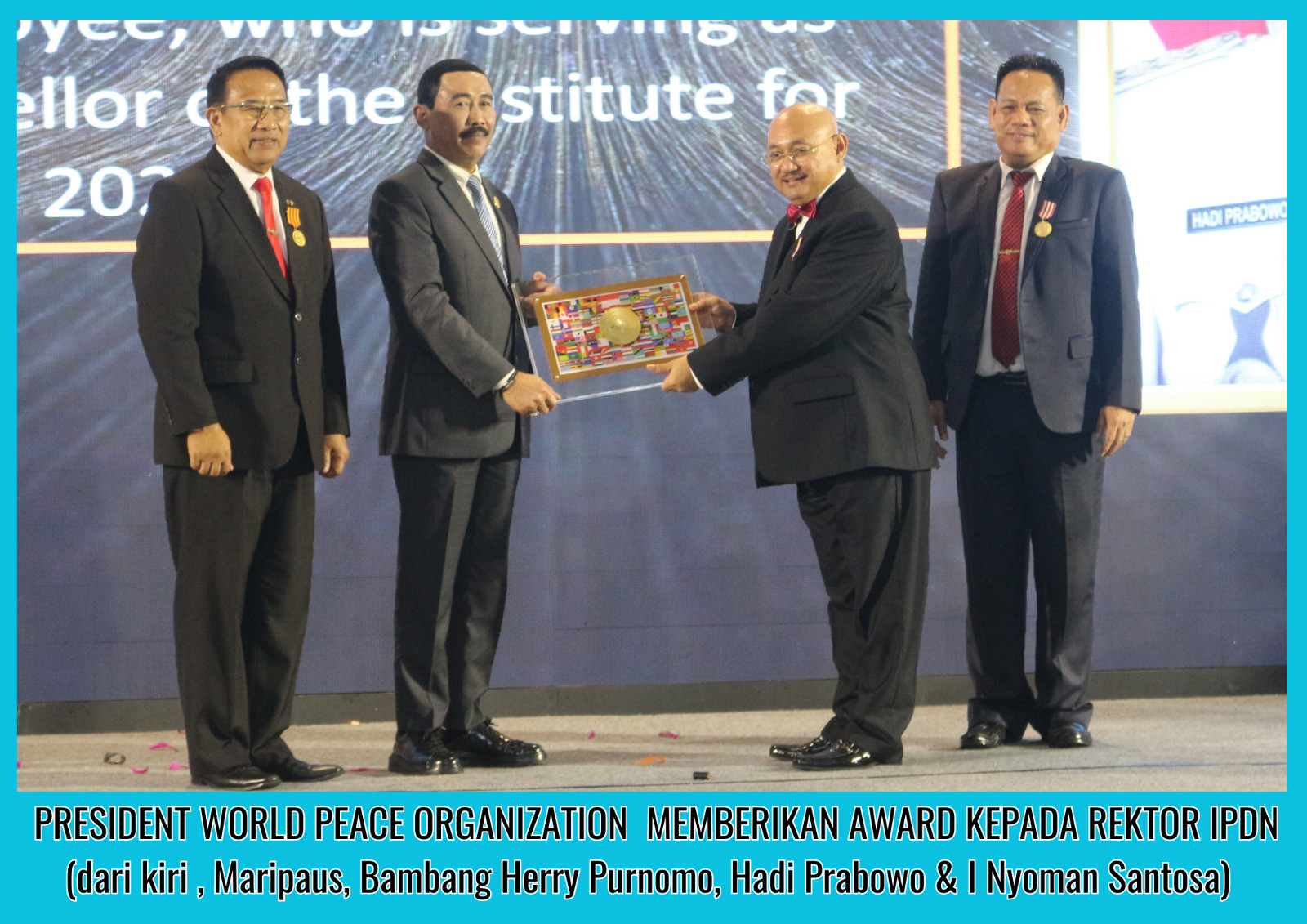 World_Peace_Award.jpg