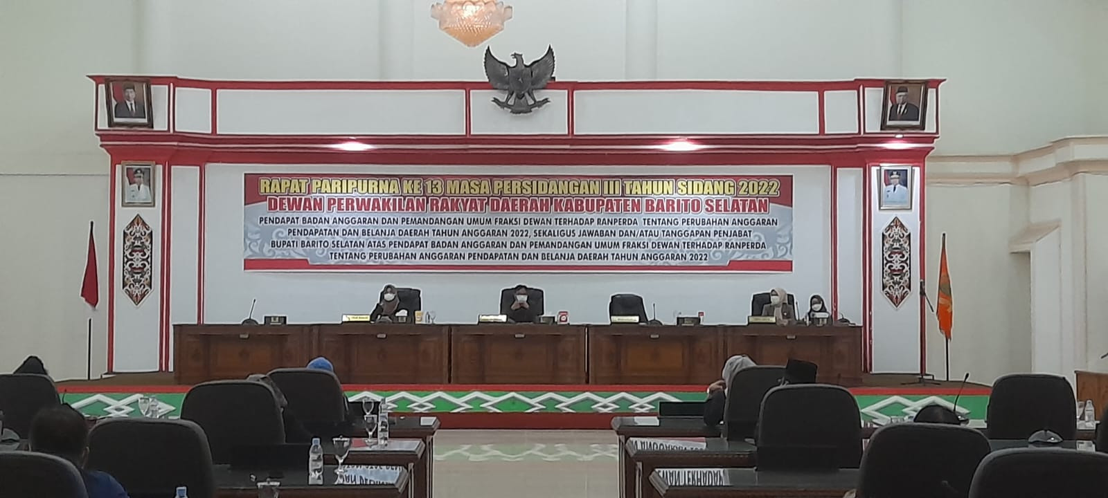 rapat_paripurna_dprd_barsel.jpg